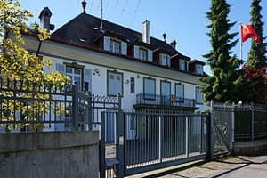 Chinesische Botschaft Bern, Kalcheggweg 10
