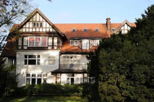 Chinesisches Generalkonsulat Hamburg, Elbchaussee 268